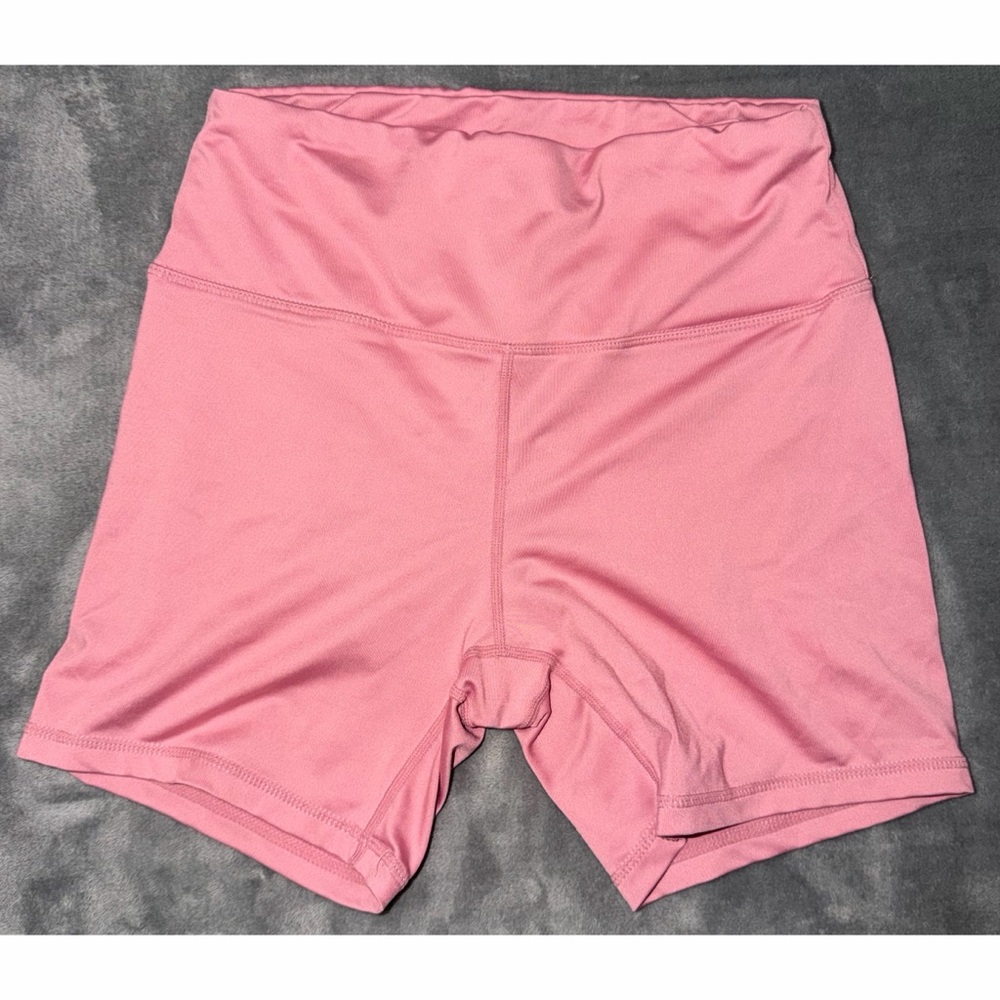 🩷 Simple Biker Shorts